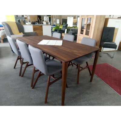 Whiteoak Ninas dinning table walnut 001