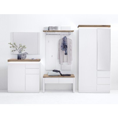Romina Foyer 001
