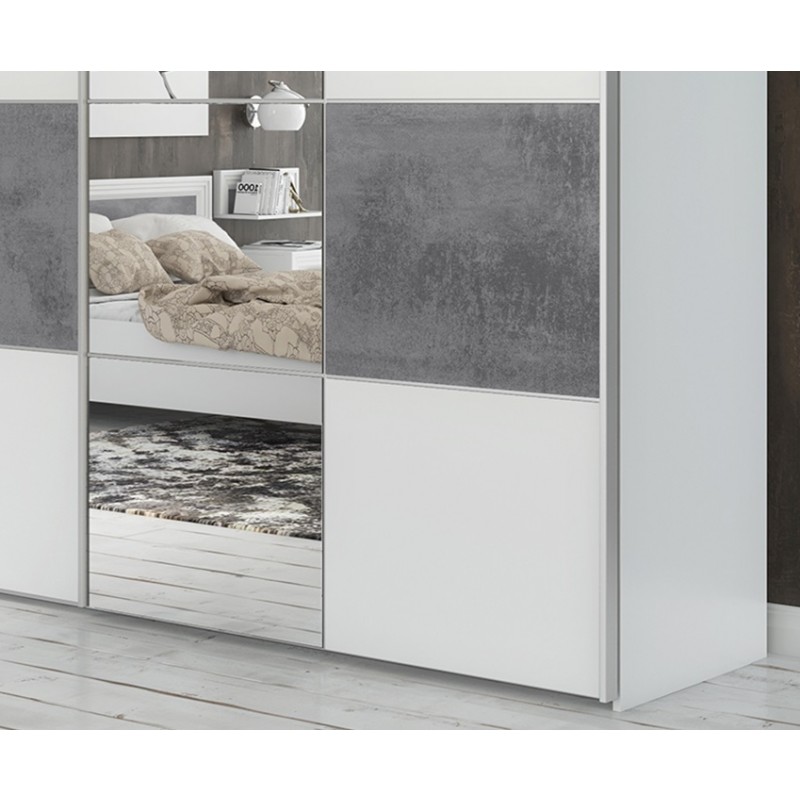 Ice IV Schrank 001