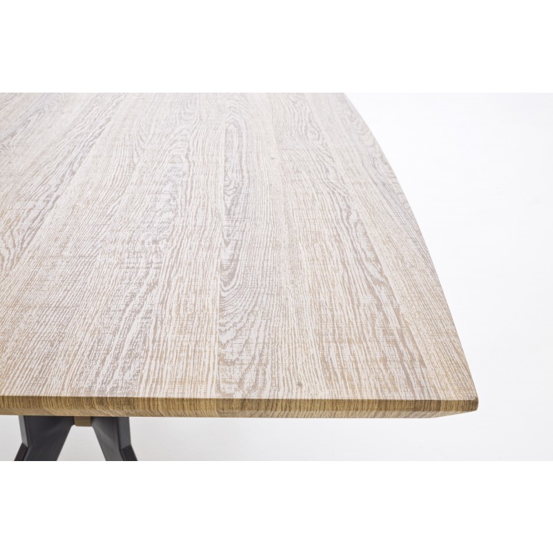 Eliot Tisch 005