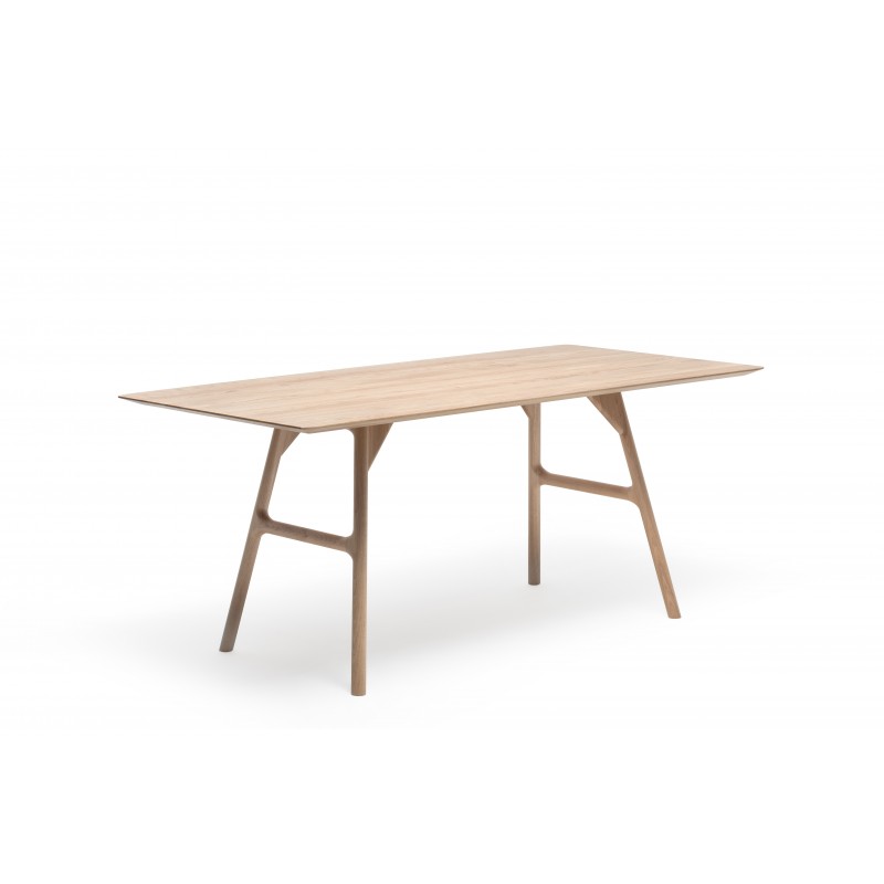 Malin Mai Tisch tpls 001