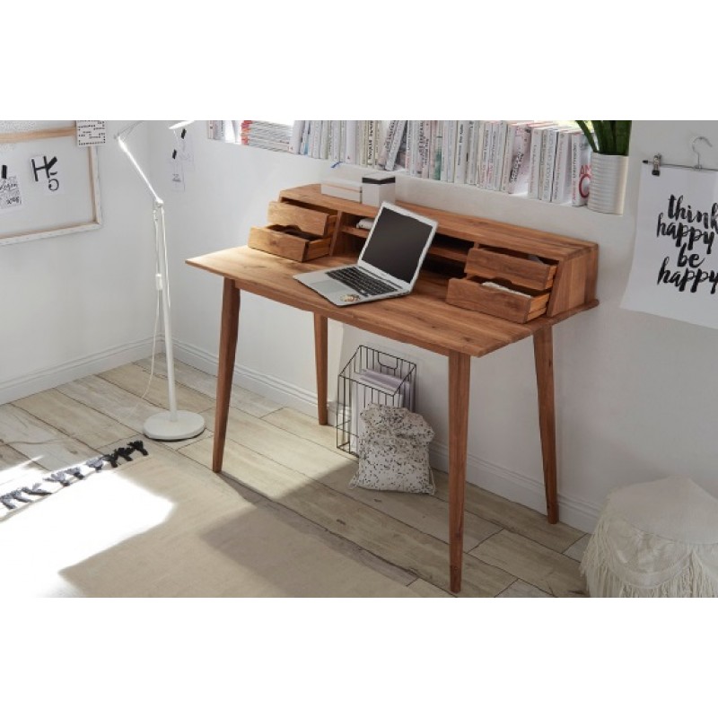 mca melbourne desk 004