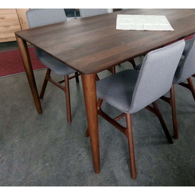 Whiteoak Ninas dinning table walnut 002