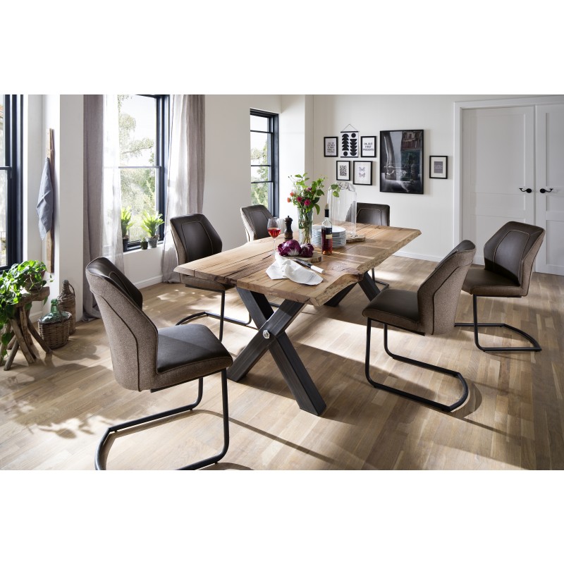 Samara Tisch 001
