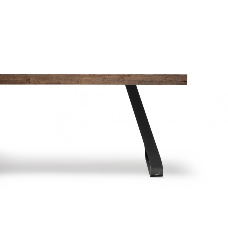 Tyko Tisch mit X tpls 005