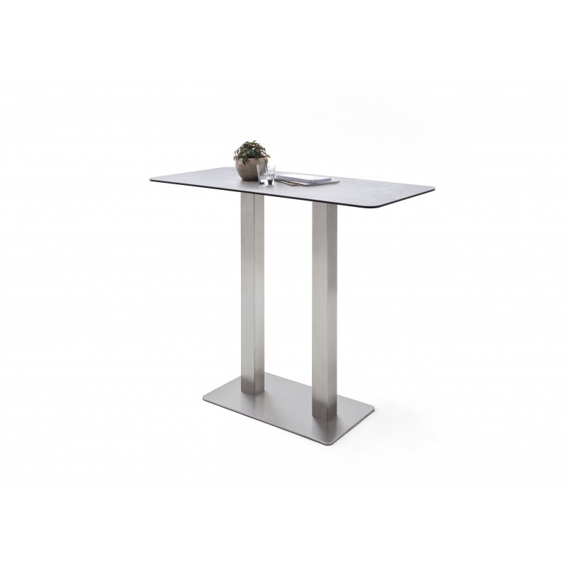 Zarina lll Bartisch 006